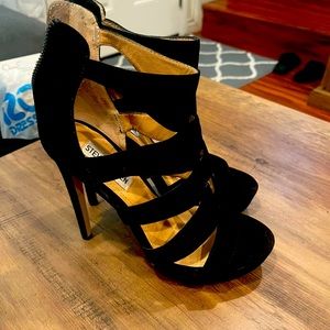 This fit a little tight on me.